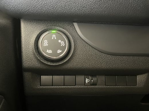 Peugeot e-Expert EV L3 75 kWh | 75KwH | Techno Nav Pakket | Verwarmbare voorstoelen | Grop Control | Comfortwand | ActivLease financial lease