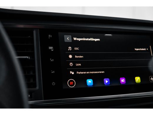 Seat Ateca 1.5 TSI 150PK DSG Aut. FR Business Intense | App-Connect | Dodehoek Detectie | 18'' LMV | Navigat... ActivLease financial lease