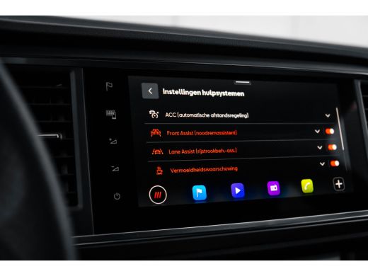 Seat Ateca 1.5 TSI 150PK DSG Aut. FR Business Intense | App-Connect | Dodehoek Detectie | 18'' LMV | Navigat... ActivLease financial lease