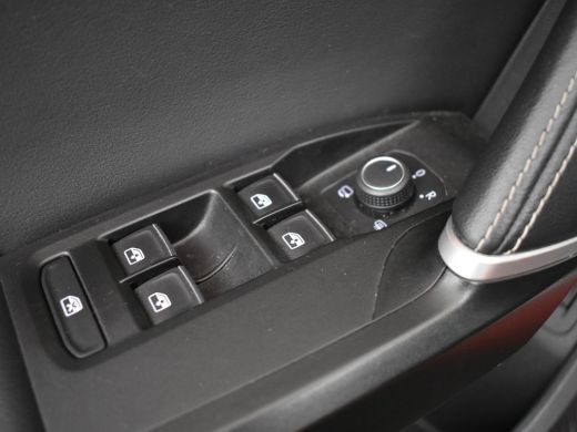 Seat Leon Sportstourer 1.4 TSI 204pk eHybrid PHEV Xcellence | Panorama dak | Keyless | Park assist | Adaptief cruise con... ActivLease financial lease