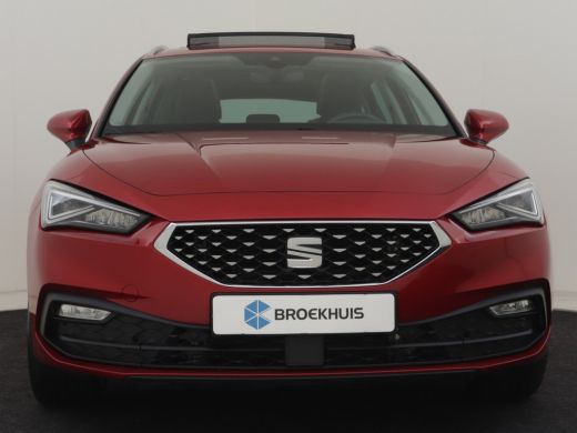 Seat Leon Sportstourer 1.4 TSI 204pk eHybrid PHEV Xcellence | Panorama dak | Keyless | Park assist | Adaptief cruise con... ActivLease financial lease