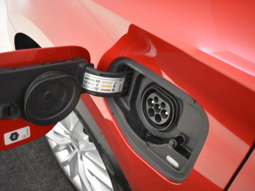 Seat Leon Sportstourer 1.4 TSI 204pk eHybrid PHEV Xcellence | Panorama dak | Keyless | Park assist | Adaptief cruise con... ActivLease financial lease