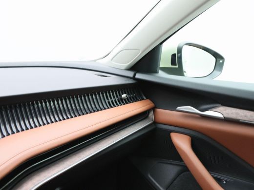 Skoda Superb Combi First Edition 1.5 TSi 150 Pk Automaat | Full LED | Panoramadak | Leder | 19 Inch | 360 Came... ActivLease financial lease