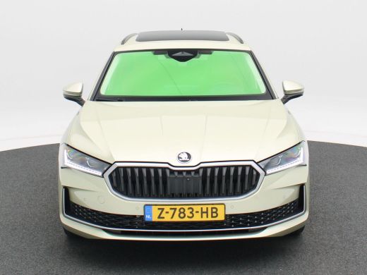 Skoda Superb Combi First Edition 1.5 TSi 150 Pk Automaat | Full LED | Panoramadak | Leder | 19 Inch | 360 Came... ActivLease financial lease