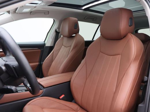 Skoda Superb Combi First Edition 1.5 TSi 150 Pk Automaat | Full LED | Panoramadak | Leder | 19 Inch | 360 Came... ActivLease financial lease