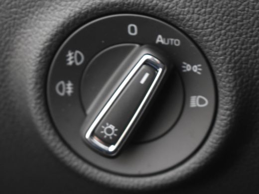 Skoda Superb Combi Laurin klement 1.4 TSI iV 218pk PHEV Laurin & Klement | Trekhaak | Canton Audio | Keyless |... ActivLease financial lease