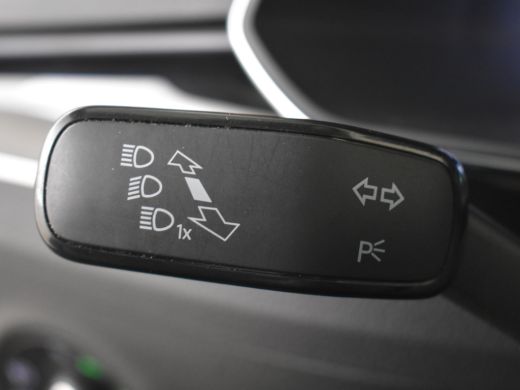 Skoda Superb Combi Laurin klement 1.4 TSI iV 218pk PHEV Laurin & Klement | Trekhaak | Canton Audio | Keyless |... ActivLease financial lease