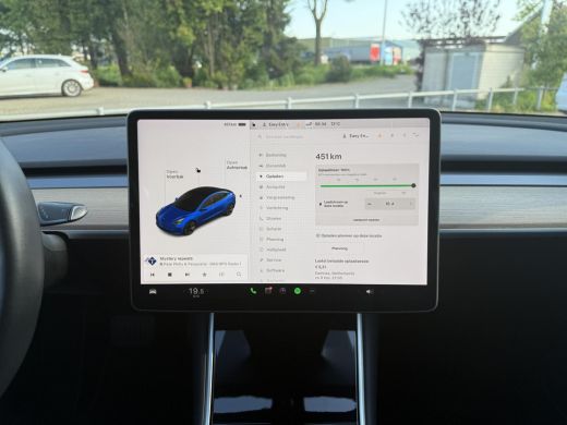 Tesla Model 3 Long Range AWD Dual | Autopilot | Panorama | Trekhaak | ActivLease financial lease