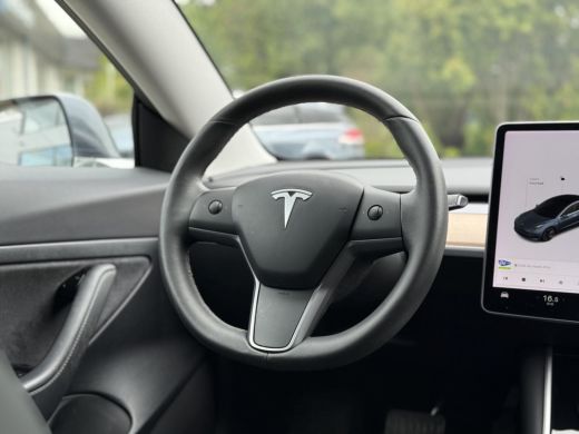 Tesla Model 3 Range Plus RWD | Autopilot | Panorama | Leder | ActivLease financial lease