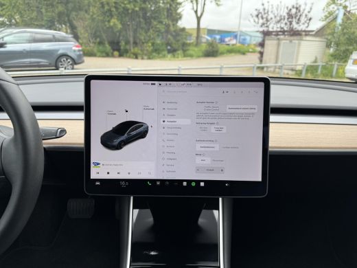 Tesla Model 3 Range Plus RWD | Autopilot | Panorama | Leder | ActivLease financial lease