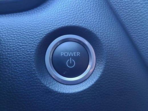 Toyota Corolla 1.8 Hybrid Style // Suzuki Swace | Apple CarPlay | Trekhaak | Blindspot | Stuurverwarming | Rijkl... ActivLease financial lease