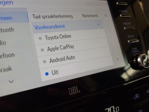 Toyota Prius 1.8 Dynamic | Apple CarPlay | Trekhaak | Navigatie | Rijklaarprijs incl. garantie | ActivLease financial lease