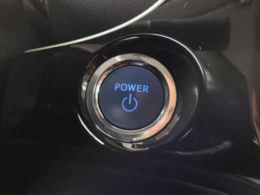 Toyota Prius 1.8 Dynamic | Apple CarPlay | Trekhaak | Navigatie | Rijklaarprijs incl. garantie | ActivLease financial lease