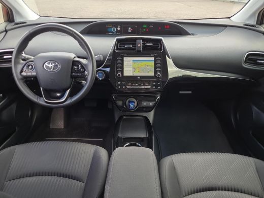 Toyota Prius 1.8 Dynamic | Apple CarPlay | Trekhaak | Navigatie | Rijklaarprijs incl. garantie | ActivLease financial lease