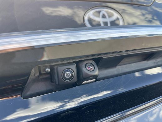 Toyota Prius 2.0 Plug-in Executive | Navigatie | Apple CarPlay/Android auto | Achteruitrijcamera | Elektrisch ... ActivLease financial lease
