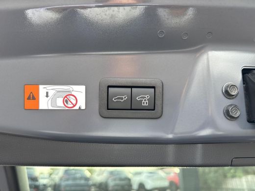 Toyota Prius 2.0 Plug-in Executive | Navigatie | Apple CarPlay/Android auto | Achteruitrijcamera | Elektrisch ... ActivLease financial lease