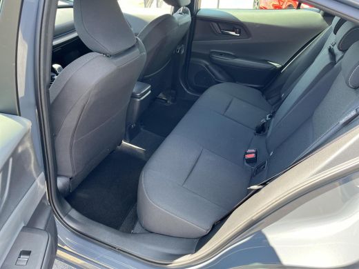 Toyota Prius 2.0 Plug-in Executive | Navigatie | Apple CarPlay/Android auto | Achteruitrijcamera | Elektrisch ... ActivLease financial lease