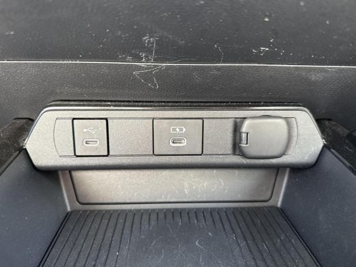Toyota Prius 2.0 Plug-in Executive | Navigatie | Apple CarPlay/Android auto | Achteruitrijcamera | Elektrisch ... ActivLease financial lease