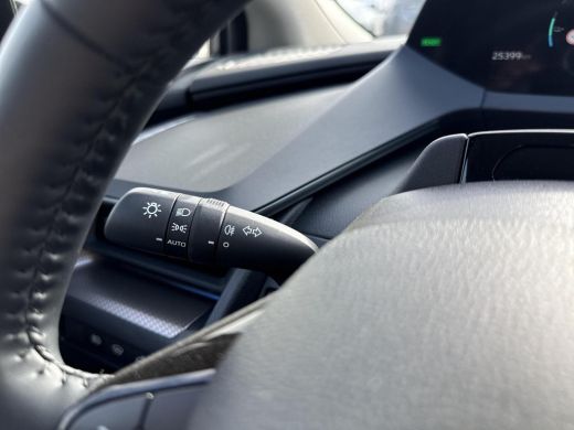 Toyota Prius 2.0 Plug-in Executive | Navigatie | Apple CarPlay/Android auto | Achteruitrijcamera | Elektrisch ... ActivLease financial lease