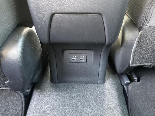 Toyota Prius 2.0 Plug-in Executive | Navigatie | Apple CarPlay/Android auto | Achteruitrijcamera | Elektrisch ... ActivLease financial lease