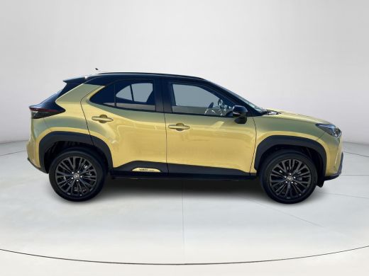 Toyota Yaris Cross 1.5 Hybrid Adventure Bi-tone ActivLease financial lease