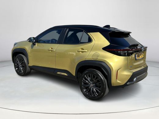 Toyota Yaris Cross 1.5 Hybrid Adventure Bi-tone ActivLease financial lease
