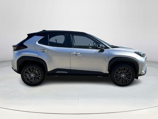 Toyota Yaris Cross 1.5 Hybrid Adventure Bi-tone ActivLease financial lease