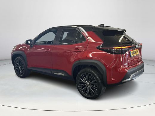 Toyota Yaris Cross 1.5 Hybrid Adventure Bi-tone ActivLease financial lease