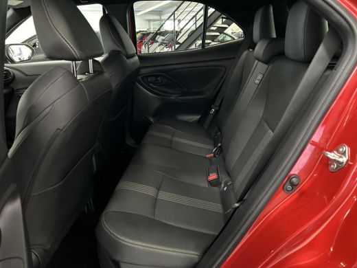 Toyota Yaris Cross 1.5 Hybrid Adventure Bi-tone ActivLease financial lease