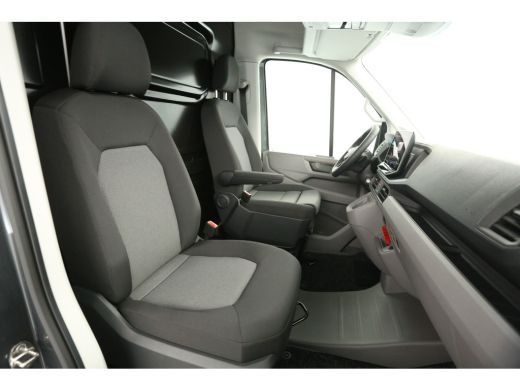 Volkswagen Crafter 2.0 TDI DSG HIGHLINE EXCLUSIVE L3H3 | FACELIFT MODEL | BPM VRIJ | NIEUW 3000KG TREKHAAK VIRTUAL A... ActivLease financial lease