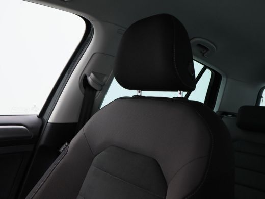 Volkswagen Golf 1.5 TSi 130 Pk Comfortline Business | Navigatie | DynAudio | Adaptive Cruise | Privacy Glass | St... ActivLease financial lease