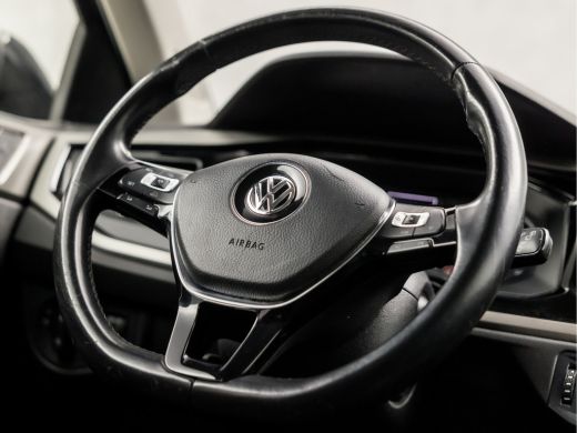 Volkswagen Polo 1.0 TSI Sportline (APPLE CARPLAY, GROOT NAVI, PARKEERSENSOREN, ADAPTIVE CRUISE, GETINT GLAS, SPOR... ActivLease financial lease
