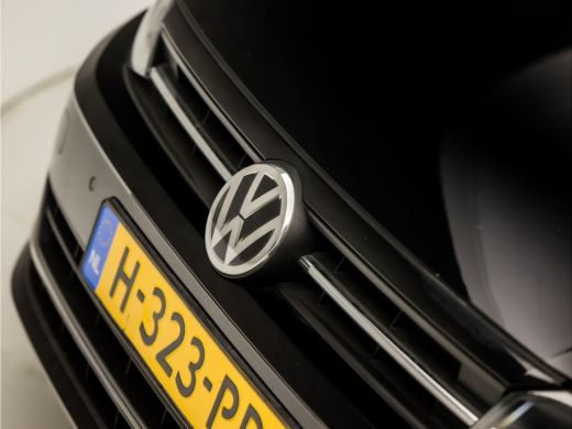 Volkswagen Polo 1.0 TSI Sportline (APPLE CARPLAY, GROOT NAVI, PARKEERSENSOREN, ADAPTIVE CRUISE, GETINT GLAS, SPOR... ActivLease financial lease