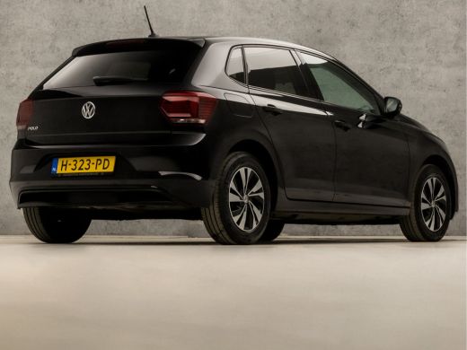 Volkswagen Polo 1.0 TSI Sportline (APPLE CARPLAY, GROOT NAVI, PARKEERSENSOREN, ADAPTIVE CRUISE, GETINT GLAS, SPOR... ActivLease financial lease
