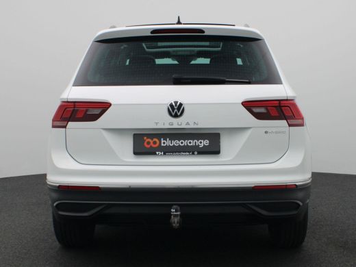 Volkswagen Tiguan 1.4 TSI Life Business eHybrid 245PK DSG Full led, trekhaak, adaptive cruise, stuur-stoelverwarmin... ActivLease financial lease