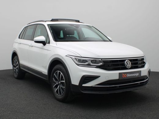 Volkswagen Tiguan 1.4 TSI Life Business eHybrid 245PK DSG Full led, trekhaak, adaptive cruise, stuur-stoelverwarmin... ActivLease financial lease
