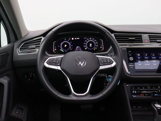 Volkswagen Tiguan 1.4 TSI Life Business eHybrid 245PK DSG Full led, trekhaak, adaptive cruise, stuur-stoelverwarmin... ActivLease financial lease