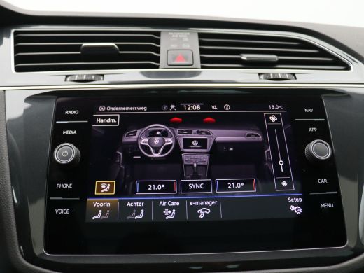 Volkswagen Tiguan 1.4 TSI Life Business eHybrid 245PK DSG Full led, trekhaak, adaptive cruise, stuur-stoelverwarmin... ActivLease financial lease