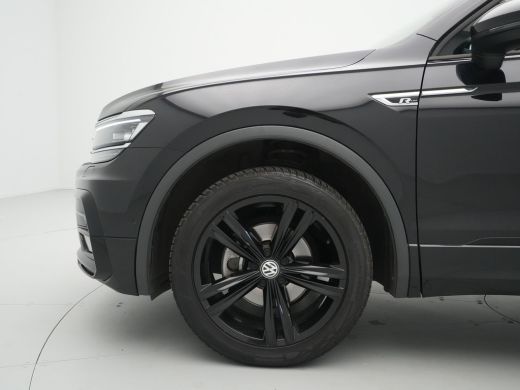 Volkswagen Tiguan Allspace 1.5 150pk DSG TSI Highline Business R Trekhaak Panoramadak Parkassist Stoelverwarming Camera Virt... ActivLease financial lease