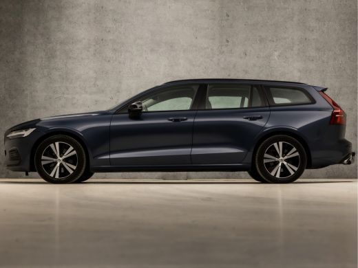 Volvo  V60 2.0 B3 Momentum Advantage 164Pk Automaat (APPLE CARPLAY, GROOT NAVI, CAMERA, ADAPTIVE CRUISE, SPO... ActivLease financial lease