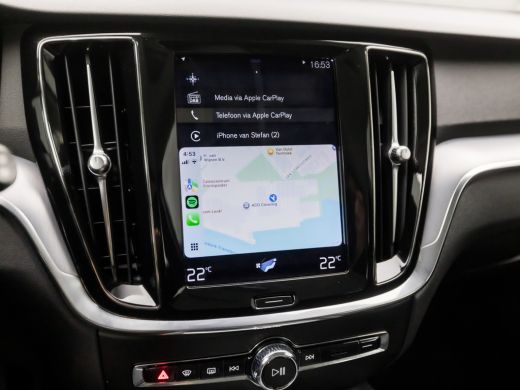 Volvo  V60 2.0 B3 Momentum Advantage 164Pk Automaat (APPLE CARPLAY, GROOT NAVI, CAMERA, ADAPTIVE CRUISE, SPO... ActivLease financial lease