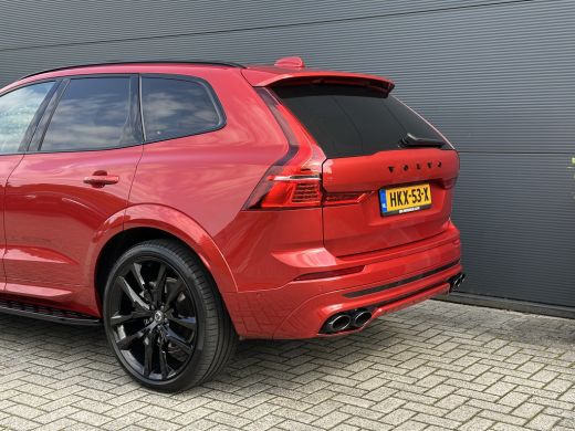Volvo  XC60 2.0 T8 Plug-in hybrid AWD Ultra Dark Heico Sportiv | Actief Sportuitlaatsysteem | Luchtvering | H... ActivLease financial lease