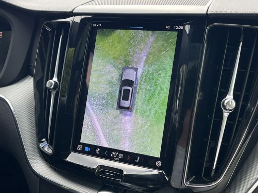 Volvo  XC60 2.0 T8 Plug-in hybrid AWD Ultra Dark Heico Sportiv | Actief Sportuitlaatsysteem | Luchtvering | H... ActivLease financial lease