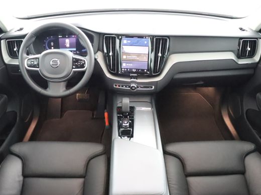 Volvo  XC60 T6 AWD Plus Dark | 360 graden camera | Semi elektrische trekhaak | HStoel & stuurwielverwarming |... ActivLease financial lease