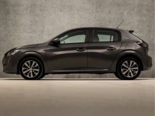 Peugeot 208 1.2 PureTech Sport (APPLE CARPLAY, GROOT NAVI, PARKEERSENSOREN, SPORTSTOELEN, LANE ASSIST, CRUISE...