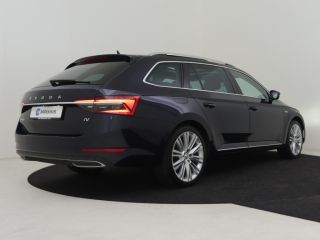 Skoda Superb Combi Laurin klement 1.4 TSI iV 218pk PHEV Laurin & Klement | Trekhaak | Canton Audio | Keyless |...