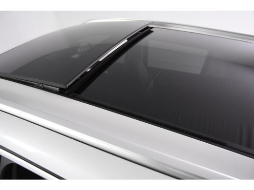 BMW X1 sDrive18i *1ste Eigenaar*Leer*Navigatie*HUD*Panoramadak* ActivLease financial lease