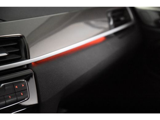 BMW X1 sDrive18i *1ste Eigenaar*Leer*Navigatie*HUD*Panoramadak* ActivLease financial lease