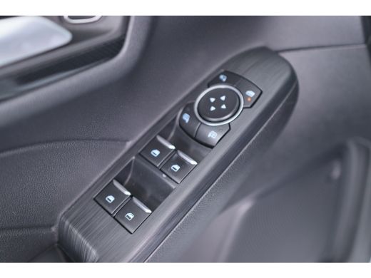 Ford Kuga 2.5 PHEV ST-Line | Dealer Onderhouden! | Navi | Clima | Camera | Keyless | Cruise | Parkeersensor... ActivLease financial lease