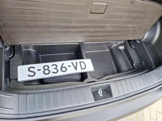 Hyundai Tucson 1.6 T-GDI HEV Premium | Rijklaarprijs! | Trekhaak 1.650kg! | Climate Control 3 zone | Adaptive Cr... ActivLease financial lease